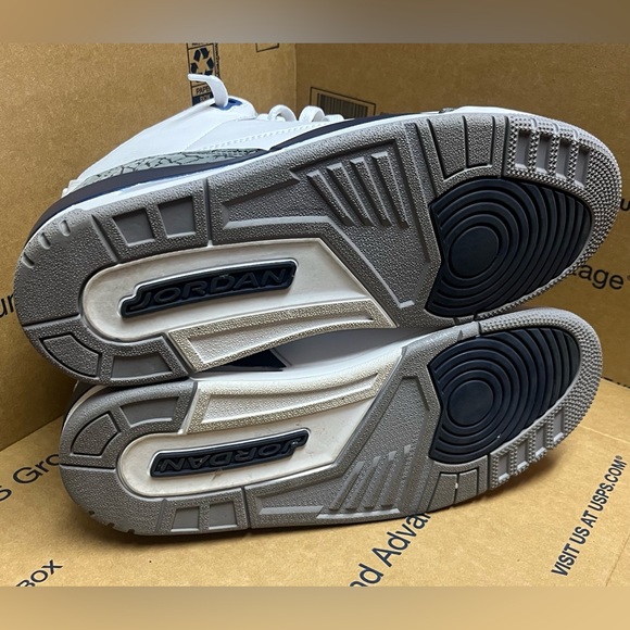 Jordan 3 Retro - Midnight Navy - Picture 8 of 11